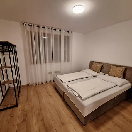 Monteurwohnung Apartamento Hof bei Salzburg